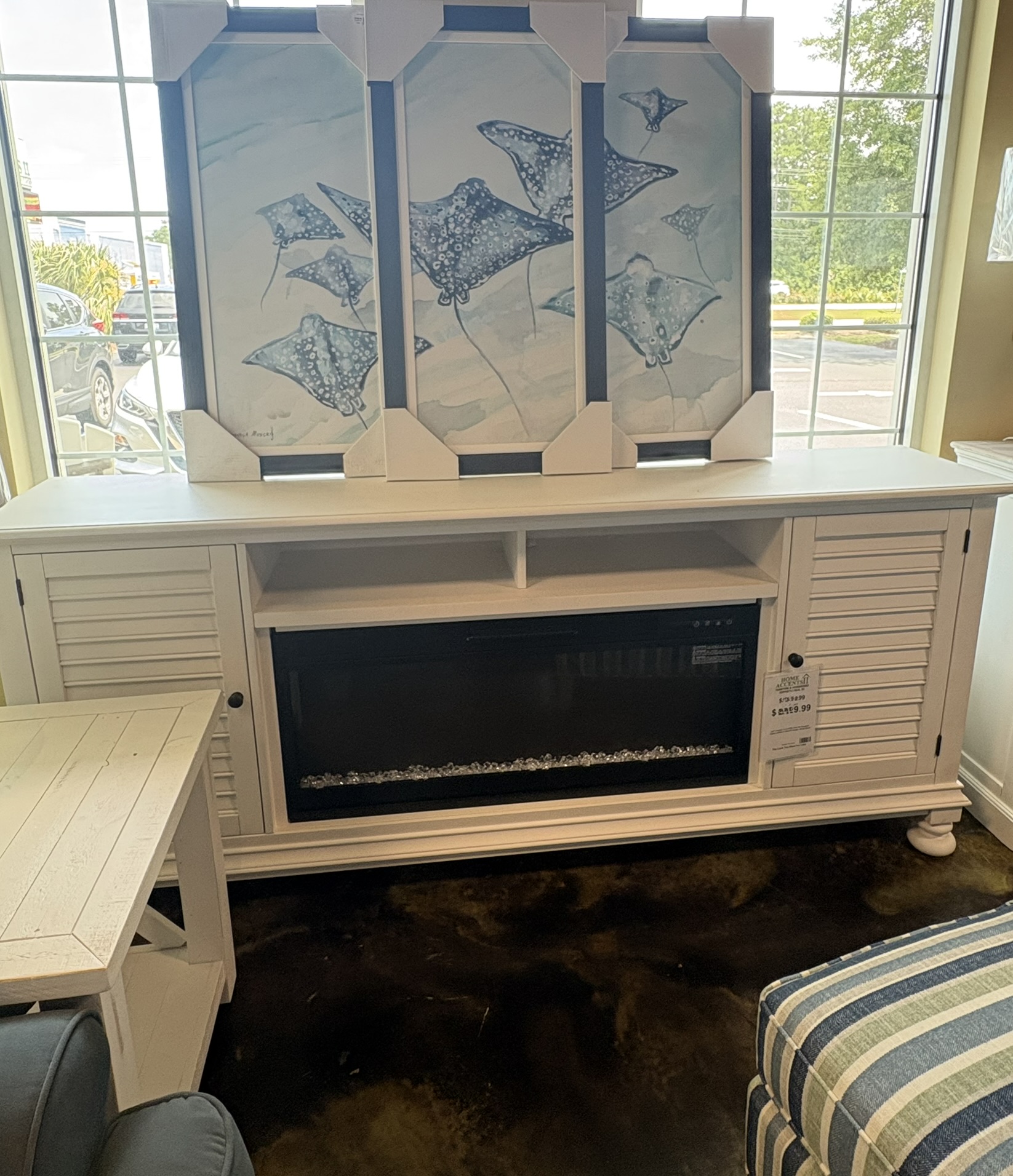 Console W/ Fireplace