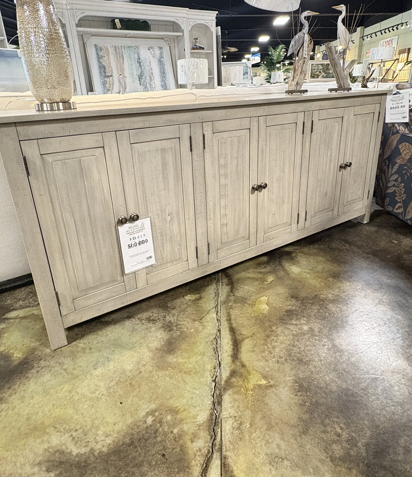 Sideboard