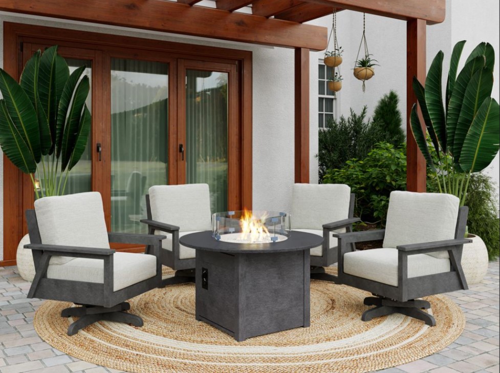 Outdoor Fire Pit