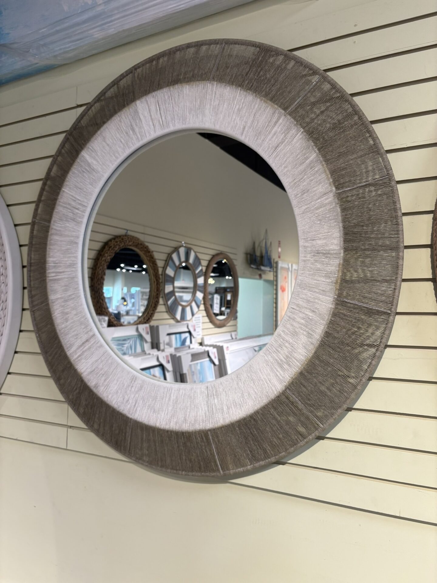 Round Mirror