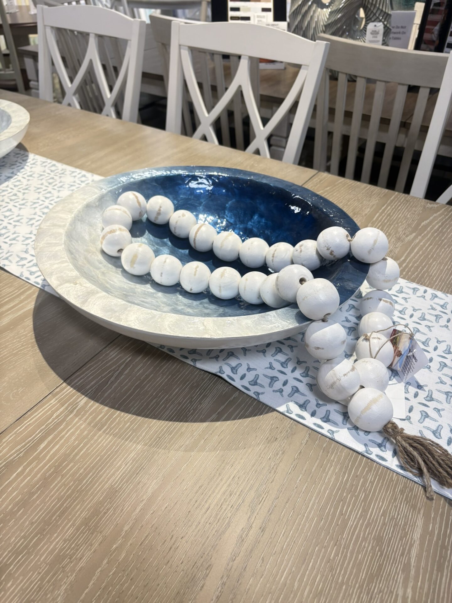 White Garland